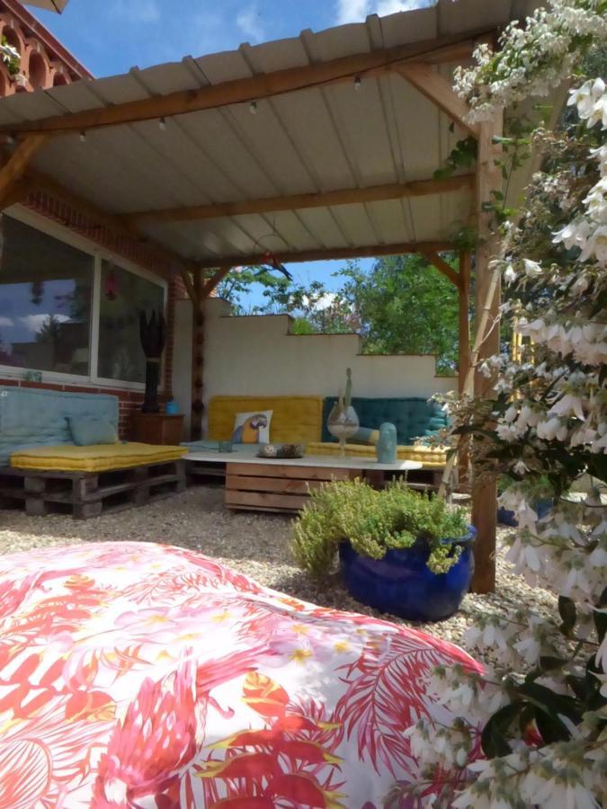 Arche De Lanoe Jacuzzi Bed and Breakfast Labastide-Saint-Pierre Exteriör bild