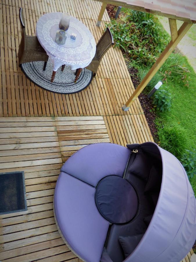 Arche De Lanoe Jacuzzi Bed and Breakfast Labastide-Saint-Pierre Exteriör bild